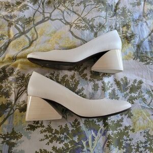 MERCEDES CASTILLO White Pumps